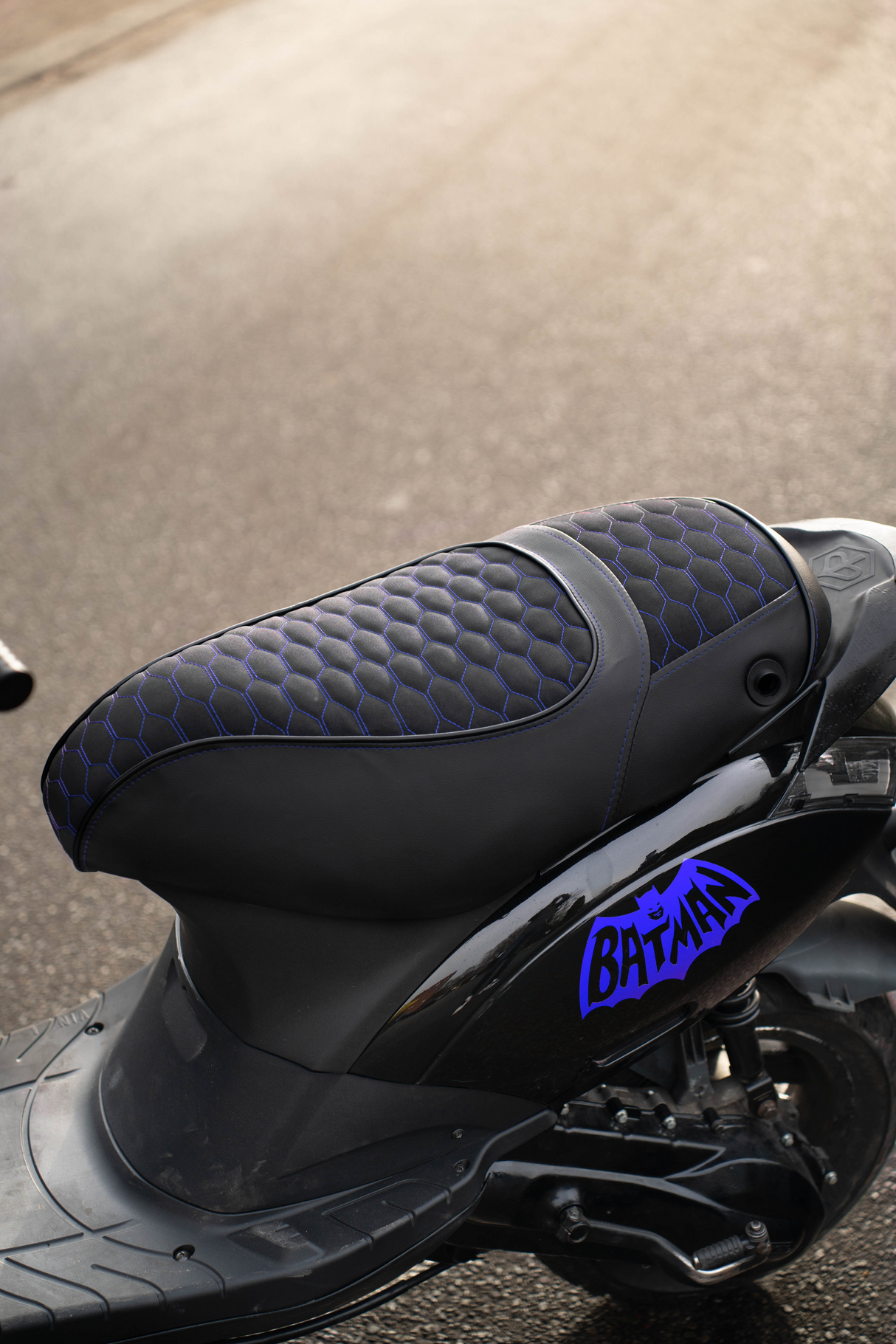 Fenom Saddle Cover Alcantara Look Blue Piaggio Zip