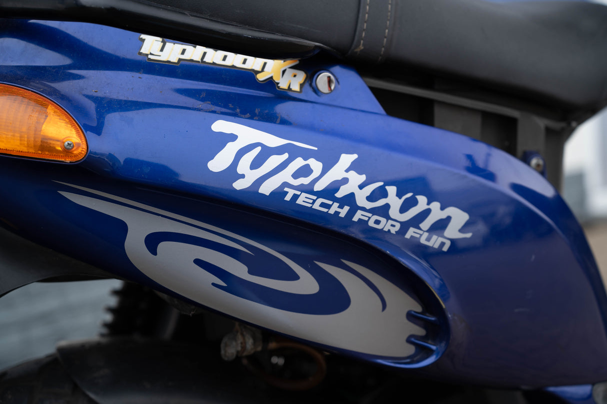 Séglage des autocollants Piaggio Typhoon