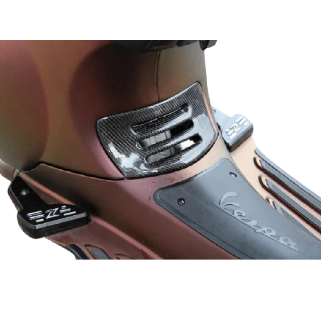 Carbon spark plug hood Sport Vespa Sprint / Primavera