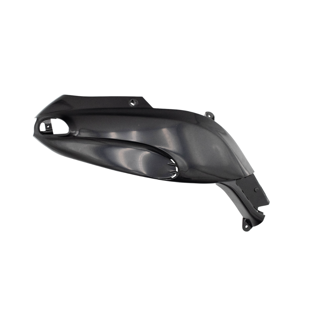 Rückhaube auf dem rechten Gilera -Taifun unbemalt