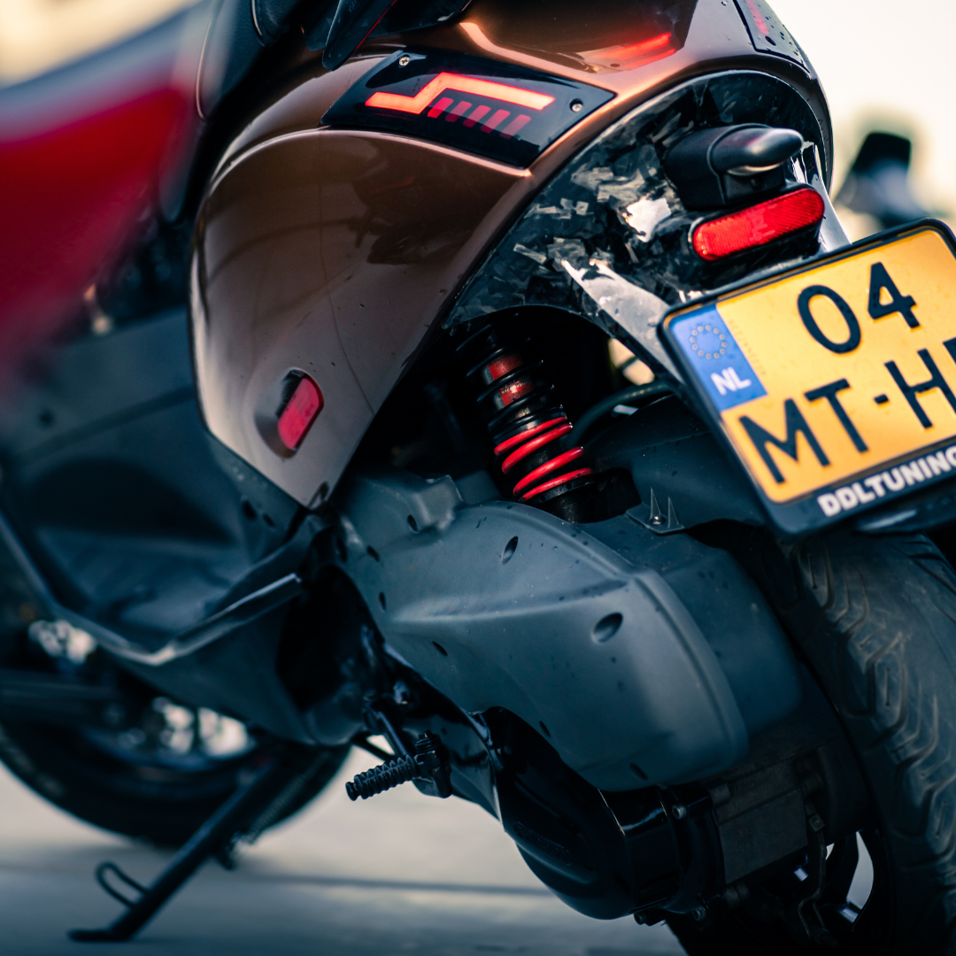 Pedalata kickstart piaggio zip 4 ictus